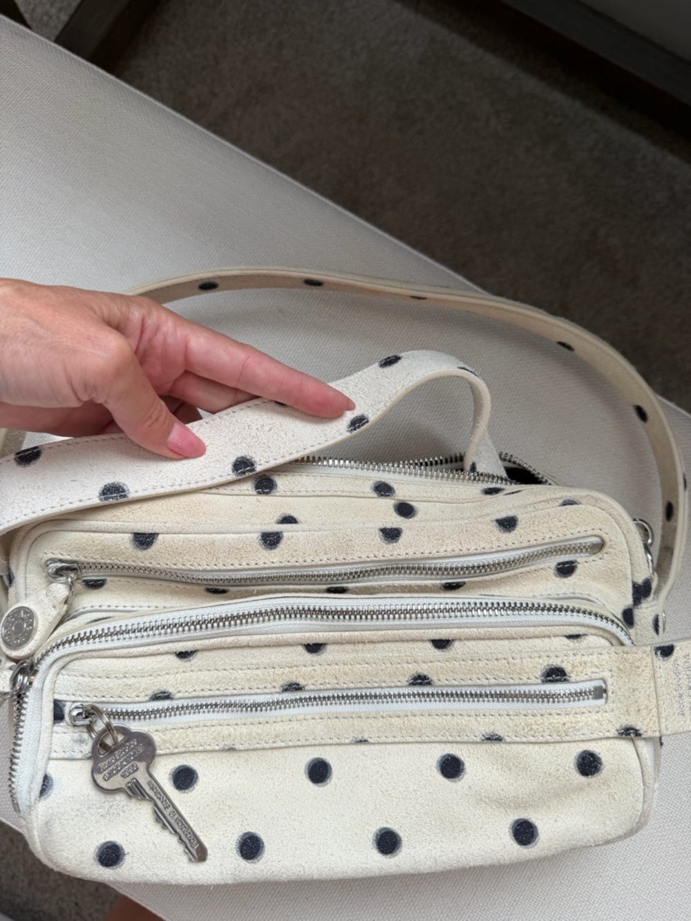 Acne Studios Camero Runway Bag Polka Dot Suede. Limited edition - Picture 5 of 7